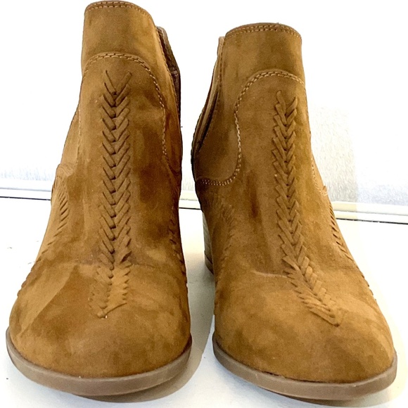 INDIGO RD CHESTNUT FAUX SUEDE WESTERN COWGIRL SLIP ON ANKLE BOOT SZ 8.5M - Picture 3 of 12